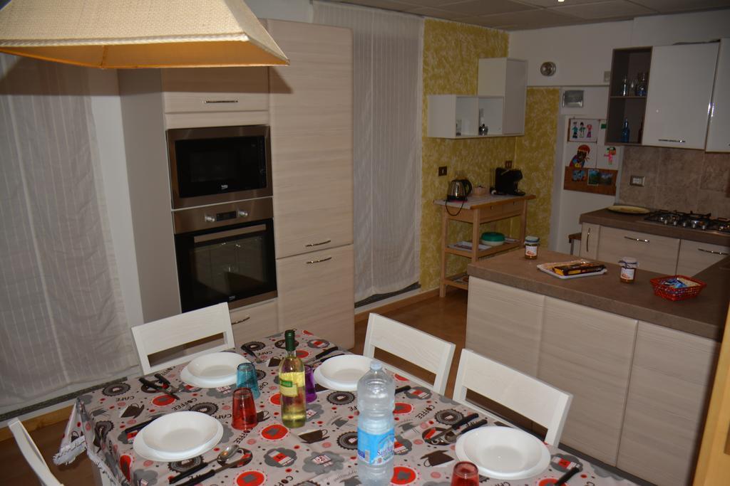 Casa Gibiseo Apartment Bellano Luaran gambar
