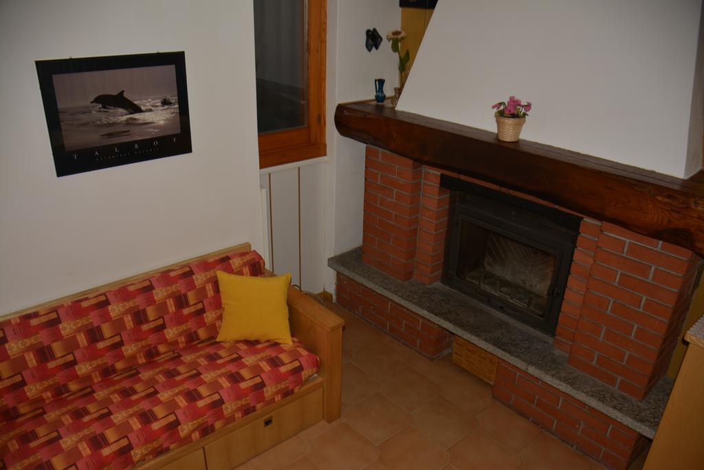 Casa Gibiseo Apartment Bellano Luaran gambar